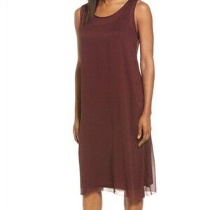 Eileen Fisher Chevron Printed Crinkle Silk Dress In Burgundy Size M